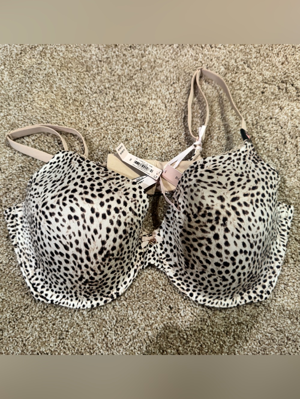 Victoria's Secret Leopard Print Bra in Cream and Black